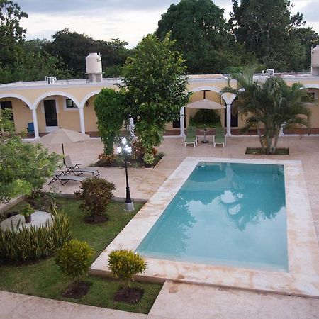 Hotel Hacienda De イサマル エクステリア 写真