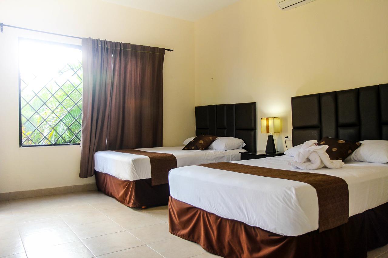 Hotel Hacienda De イサマル エクステリア 写真